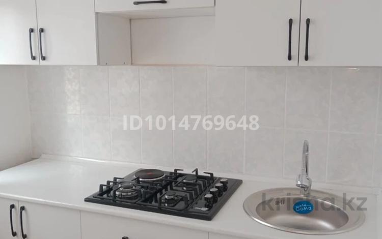 2-бөлмелі пәтер · 50 м² · 2/5 қабат, Жайсан 1, бағасы: 100 000 ₸ в Шу — фото 2