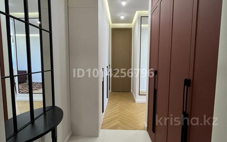 2-комнатная квартира · 55 м² · 13/16 этаж, Райымбек батыр 2 за 48.5 млн ₸ в Астане, Сарайшык р-н — фото 2