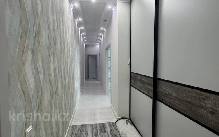 3-комнатная квартира · 90.2 м² · 1/5 этаж, мкр. Алтын орда 5 за 36 млн ₸ в Актобе — фото 2