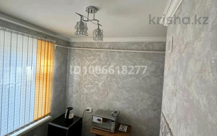 1-комнатная квартира · 32 м² · 1/5 этаж, Ауезова 20 за 20 млн 〒 в  — фото 2