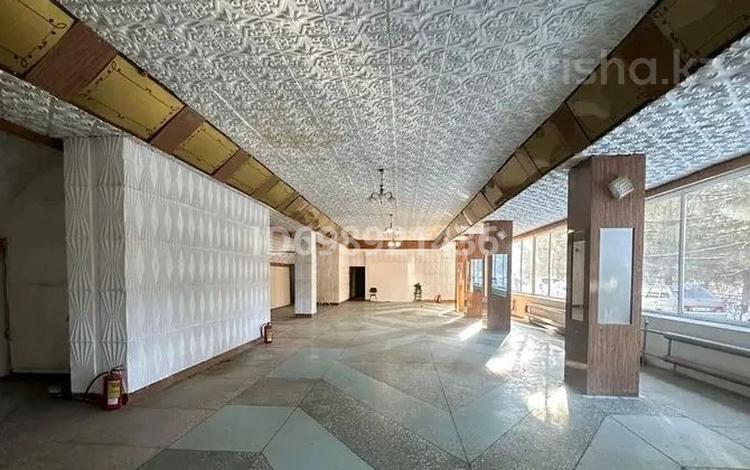 Кеңселер, қоймалар, медорталықтар мен дәріханалар, білім орталықтары · 760 м², бағасы: 149 млн ₸ в Уральске — фото 10