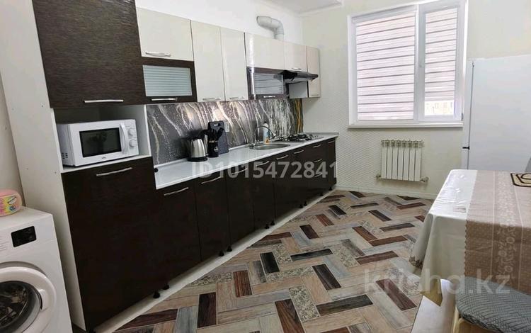 2-комнатная квартира · 78 м² · 4/7 этаж, 19а мкр 22 за 170 000 ₸ в Актау, 19А мкр — фото 2