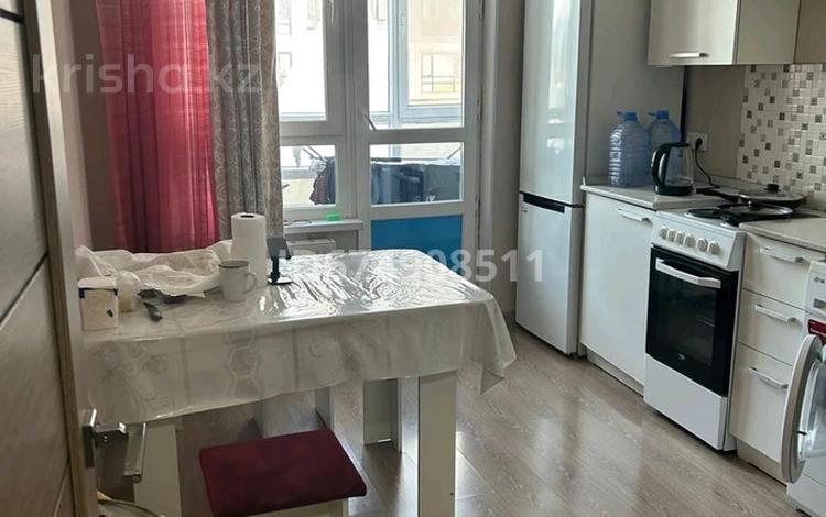 1 комната · 38 м² · 4 этаж, Бектурова за 60 000 ₸ в Астане, Есильский р-н — фото 11