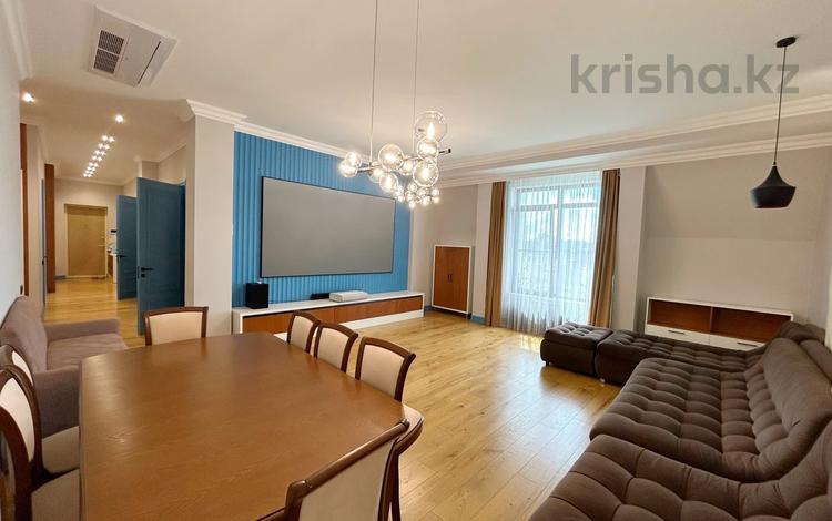 4-комнатная квартира · 180 м² · 7/7 этаж, Карашаш ана за 250 млн ₸ в Астане — фото 2