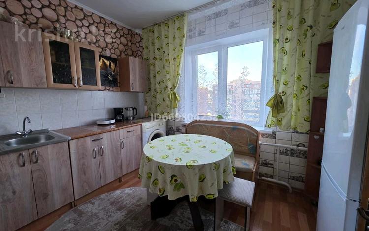 1-комнатная квартира · 36 м² · 9/9 этаж, Утепова 41 за 16 млн ₸ в Усть-Каменогорске — фото 9