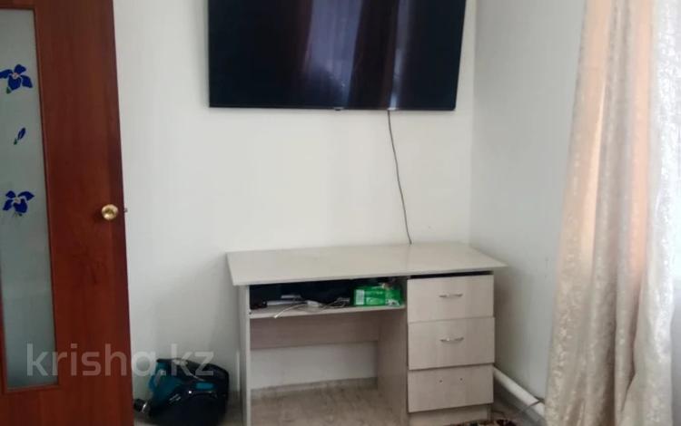 3-комнатная квартира · 45 м² · 1/2 этаж, мкр Новый Город, Улица Нефтебаза за 11.5 млн ₸ в Караганде, Казыбек би р-н — фото 2