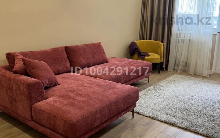 2-комнатная квартира · 56 м² · 5/5 этаж, Жумалиева 78 за 390 000 ₸ в Алматы, Алмалинский р-н — фото 2