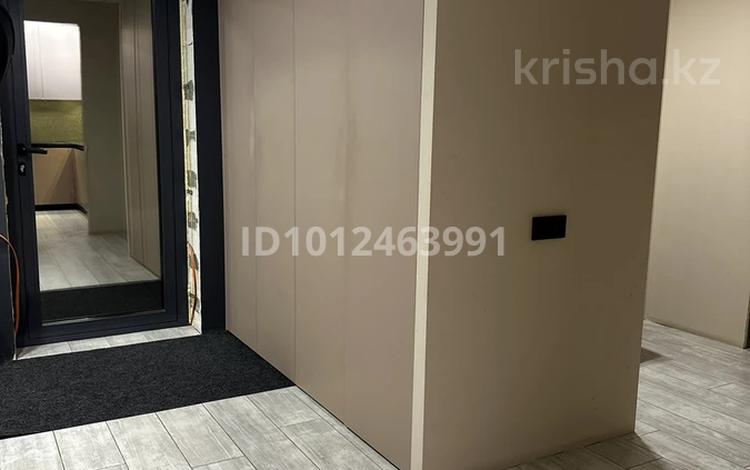 Отдельный дом · 3 комнаты · 94 м² · 18 сот., Б.Момышулы 32 — Село Жарсуат за 16.5 млн ₸ в Аксае — фото 2