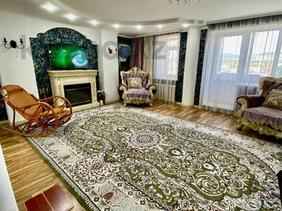 3-комнатная квартира · 87 м² · 3/5 этаж, Габдуллина 54 за 30 млн 〒 в Щучинске