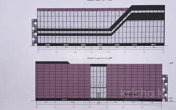 Свободное назначение, офисы, магазины и бутики, общепит, салоны красоты, бани, гостиницы и зоны отдыха, фитнес и спорт, медцентры и аптеки, образование, развлечения, конференц-залы, кабинеты и рабочие места, студии · 4000 м² за 32 млн 〒 в Усть-Каменогорске, Ульбинский — фото 2