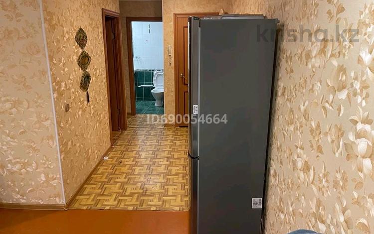 3-комнатная квартира · 75 м² · 2/5 этаж, Камзина — Камзина-Малайсары батыр за 24 млн 〒 в Павлодаре — фото 2