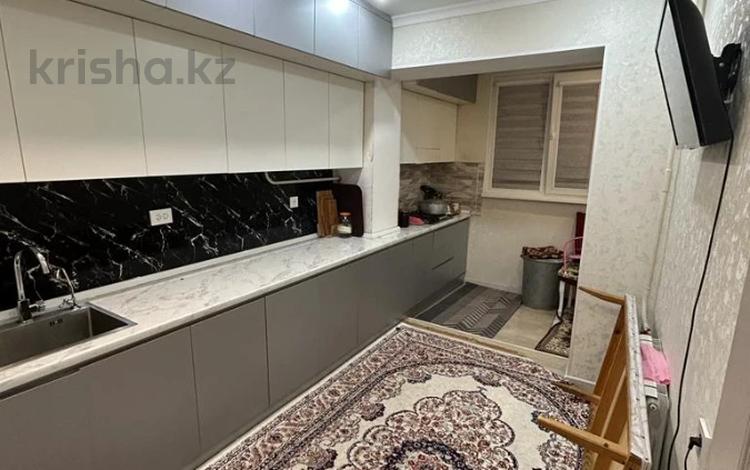 3-комнатная квартира, 70 м², 4/5 этаж, 28-й мкр 12