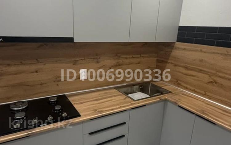1-бөлмелі пәтер · 35 м² · 2/5 қабат, Республики 16/2 — Республики сейфулина, бағасы: 9.5 млн ₸ в Темиртау — фото 2