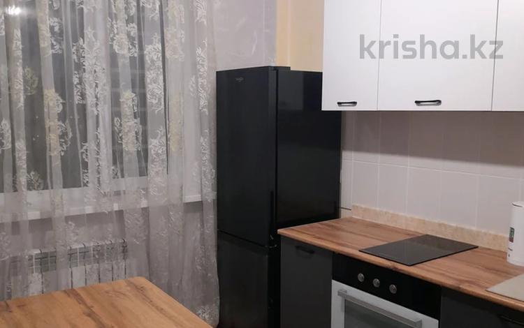 2-комнатная квартира · 41 м² · 12/14 этаж, Бектурова 17 — За хан шатыром за 220 000 ₸ в Астане, Есильский р-н — фото 2