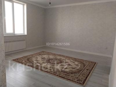 2-комнатная квартира · 63 м² · 3/7 этаж, 3-й мкр 120 — Дом находится суд здание. Колледж есть. за 17 млн ₸ в Актау