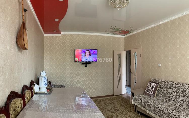 4-бөлмелі пәтер · 74 м² · 5/5 қабат, 10 Микрорайон 12, бағасы: 21 млн ₸ в Таразе — фото 2