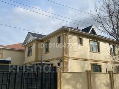 Отдельный дом · 8 комнат · 240 м² · 5.6 сот., Төлеби 26 — Гор.акимат Желтоқсан,Байсейтова за 155 млн ₸ в 