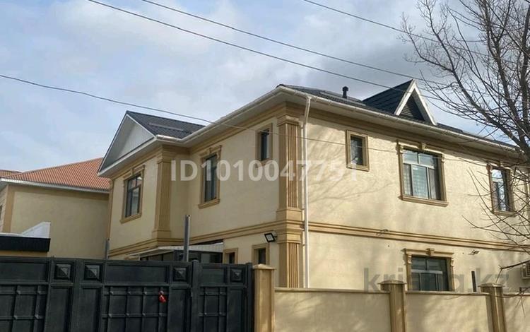 Отдельный дом · 8 комнат · 240 м² · 5.6 сот., Төлеби 26 — Гор.акимат Желтоқсан,Байсейтова за 155 млн ₸ в  — фото 2