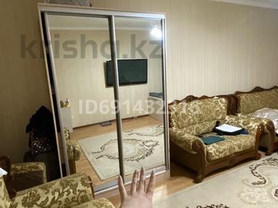 2 бөлме · 80 м² · 4/15 қабат, Тауелсиздик 34/1 34/1 — Момышулы, бағасы: 40 000 ₸ в Астане, р-н Байконур