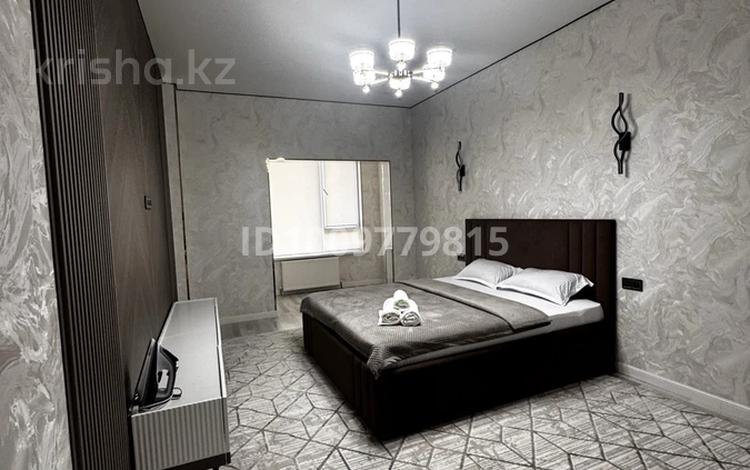 2-бөлмелі пәтер · 84 м² · 11/12 қабат, Байтерекова 85, бағасы: 20 000 ₸ в Шымкенте, Каратауский р-н — фото 2