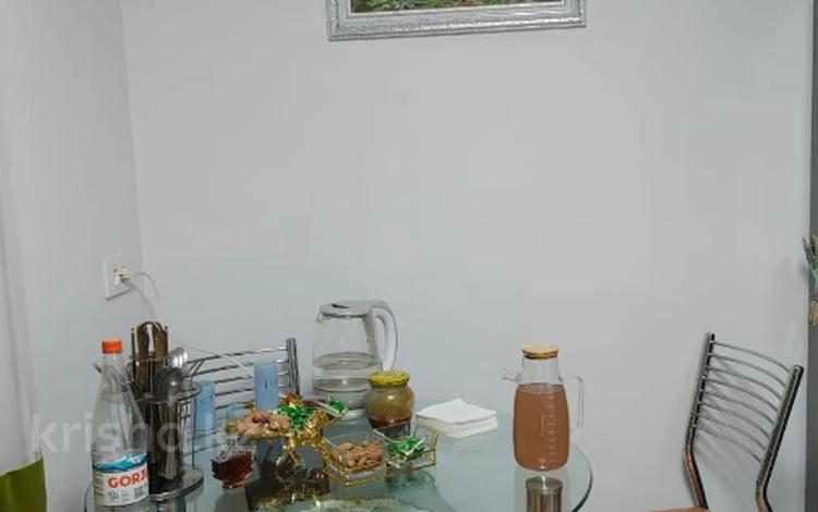 2-бөлмелі пәтер · 42 м² · 1/4 қабат, Жарокова, бағасы: 30 млн ₸ в Алматы, Бостандыкский р-н — фото 2