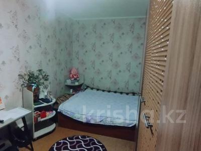 2-комнатная квартира, 40 м², 1/5 этаж, 30 Гвардейской Дивизии 28 за 18.5 млн 〒 в Усть-Каменогорске