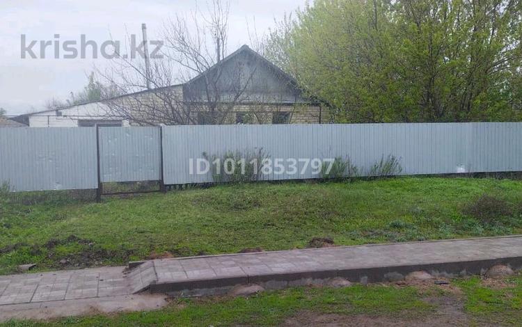 Жеке үй · 3 бөлме · 100 м² · 12.2 сот., ул. Мектеп, бағасы: 5 млн ₸ в Западно-Казахстанской обл. — фото 2