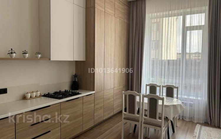 2-комнатная квартира · 54 м² · 1/5 этаж, мкр. Алтын орда 357 за 200 000 ₸ в Актобе — фото 2