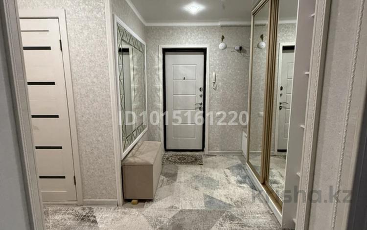 3-комнатная квартира · 72 м² · 1/5 этаж, Проспект Каныша Сатпаева 20 за 40 млн ₸ в Усть-Каменогорске — фото 2