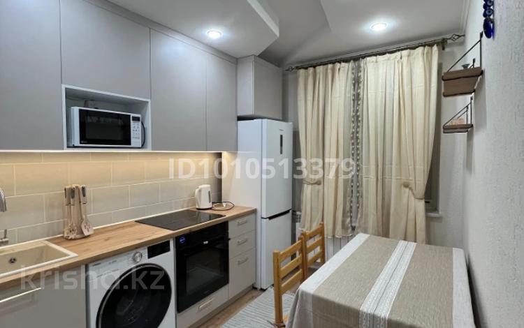 1-комнатная квартира · 42 м² · 4/12 этаж, мкр Самал-1 32 за 420 000 ₸ в Алматы, Медеуский р-н — фото 4