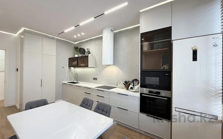 3-комнатная квартира · 97.2 м² · 7/17 этаж, Тауелсиздик 23/1 за 85 млн 〒 в Астане — фото 2