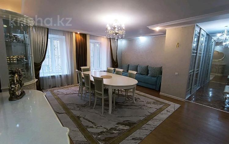 5-комнатная квартира · 168 м² · 4/5 этаж, Нуркена абдирова 49 за 51 млн ₸ в Караганде, Казыбек би р-н — фото 2
