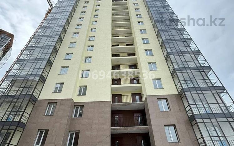 1-комнатная квартира, 29 м², 12/18 этаж, Мукан Тулебаев 5 за 10 млн 〒 в Астане, Алматы р-н — фото 2