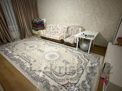 2-комнатная квартира · 81 м² · 5/9 этаж, мкр Аксай-1А, Мкр. Аксай за 40 млн ₸ в Алматы, Ауэзовский р-н