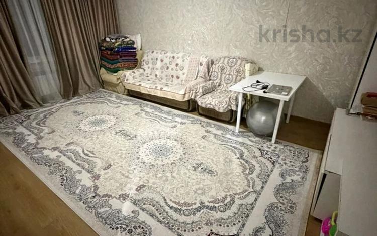 2-бөлмелі пәтер · 81 м² · 5/9 қабат, Ақсай-1А ш/а., Мкр. Аксай, бағасы: 40 млн ₸ в Алматы, Ауэзовский р-н — фото 2