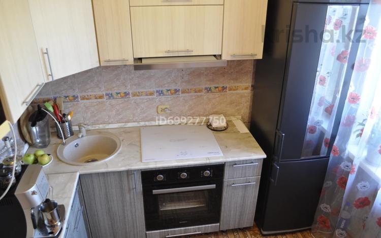3-комнатная квартира · 60 м² · 4/5 этаж, М. Горького 82 — ЦУМ / Император за 21.2 млн 〒 в Усть-Каменогорске — фото 17