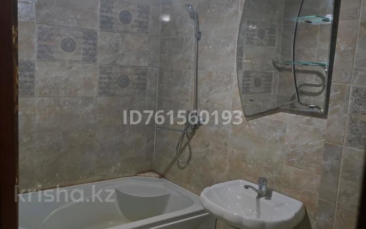 2 комнаты · 65 м² · 3/10 этаж, Валиханова 129 — Центр города, Цум, Каспи банк за 200 000 ₸ в Семее, Красный Кордон — фото 180