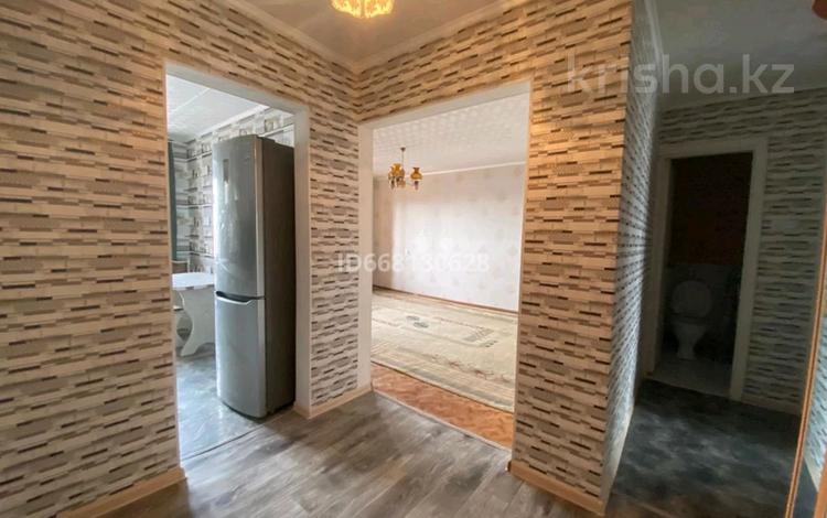 2-комнатная квартира · 52 м² · 5/5 этаж, улица Ихсанова за 140 000 ₸ в Уральске — фото 9