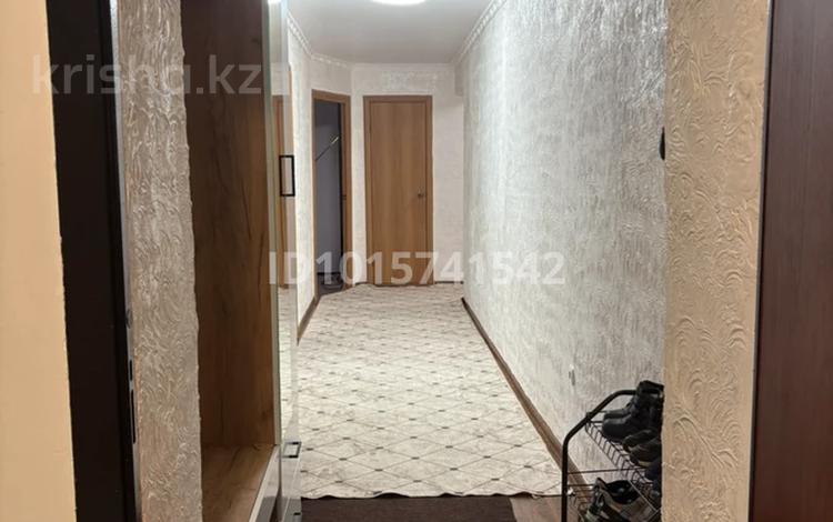 3-комнатная квартира · 76.9 м² · 5/5 этаж, Мкр 1 квартал 2 33 за 14.5 млн ₸ в  — фото 2