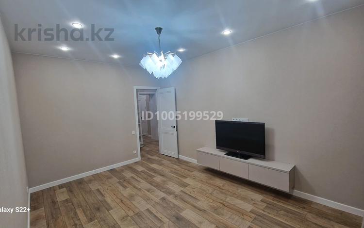 2-комнатная квартира · 63 м², Шамши Калдаяков 25а — Жумекен Нажимеденов за 350 000 ₸ в Астане, Алматы р-н — фото 2