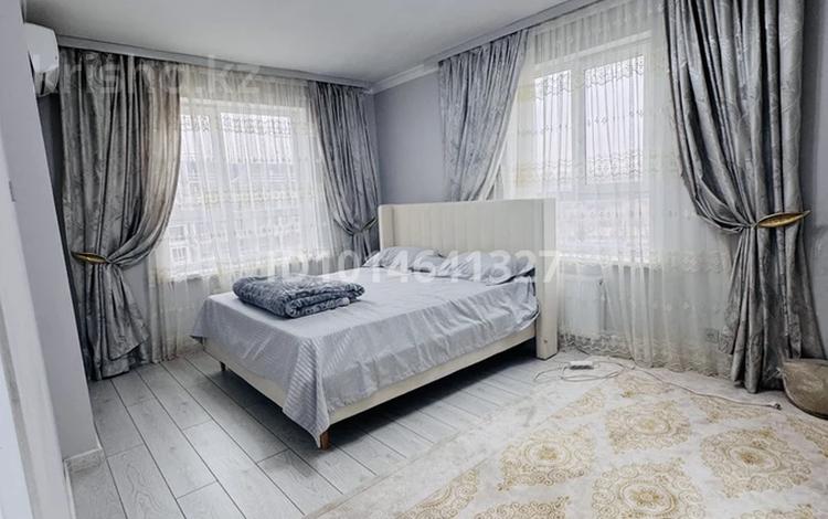 2-комнатная квартира · 45 м² · 6/12 этаж, мкр Акжайык, Сырым батыра 2 Б за 220 000 ₸ в Шымкенте, Абайский р-н — фото 2