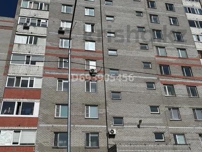 1-комнатная квартира, 52 м², 4/10 этаж, ткачева 10 за 24.3 млн 〒 в Павлодаре