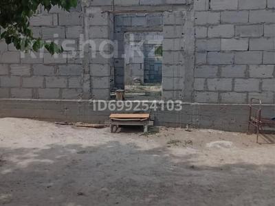 Отдельный дом · 6 комнат · 1300 м² · 13 сот., Ақ босаға 2 за 15 млн 〒 в Шардара