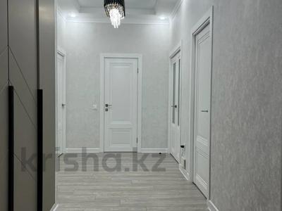 3-комнатная квартира, 110.8 м², 6/9 этаж, Проспект А Молдагуловой за 50 млн 〒 в Актобе