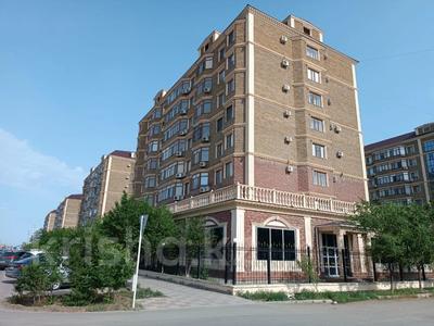 Продажа квартир в Атырауской обл.: 3-комнатная квартира, 119.4 м², 7/8 этаж, Валиханова 21блок1 за 56 млн 〒 3-комнатная квартира, 119.4 м², 7/8 этаж, Валиханова 21блок1 за 56 млн 〒 в Атырау