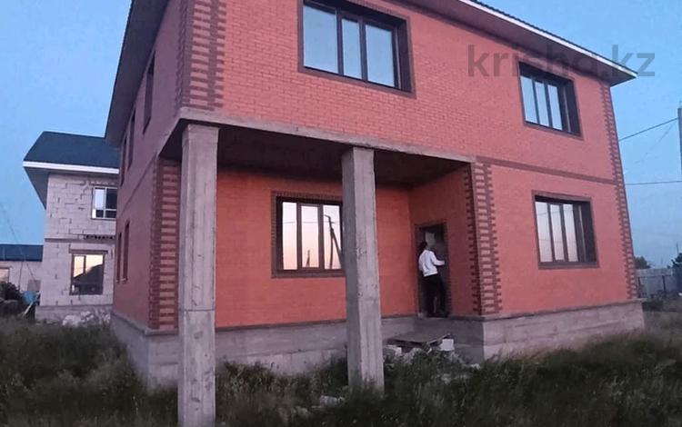 Отдельный дом · 4 комнаты · 210 м² · 10 сот., 4 микрорайон 19/4 за 34 млн ₸ в Жибек Жолы — фото 2
