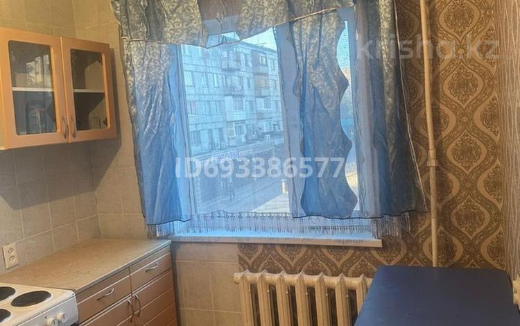 1-комнатная квартира · 58 м² · 3/5 этаж, Сейфуллина — Возле рынка шаруа за 100 000 ₸ в Жезказгане — фото 2