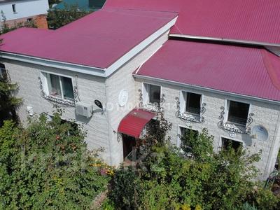 Отдельный дом · 6 комнат · 330.5 м² · 13 сот., Радужная за 110 млн 〒 в Петропавловске