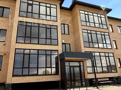 2-комнатная квартира · 77 м² · 2/3 этаж, Бисена Жумагалиева 29 за 20.9 млн 〒 в Уральске