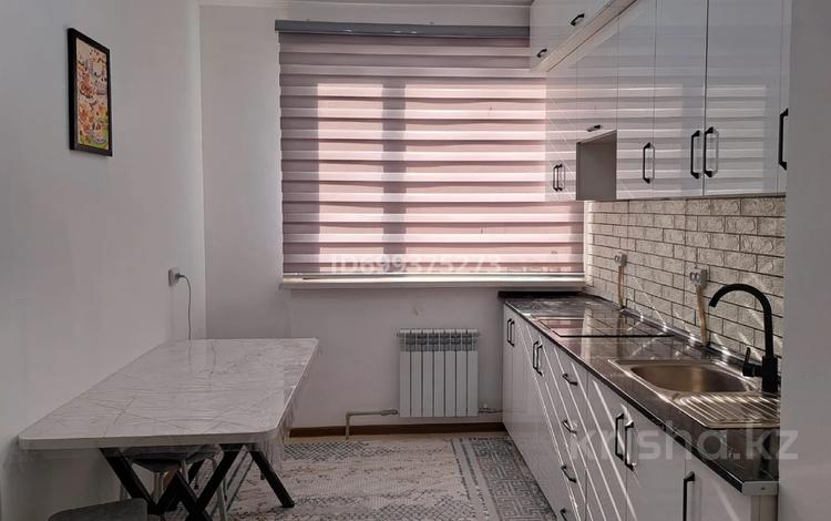2-комнатная квартира · 58.3 м² · 8/12 этаж, 9-улица 38/3 — 28 мектеп жак, конгресс хол за 130 000 ₸ в Туркестане — фото 2
